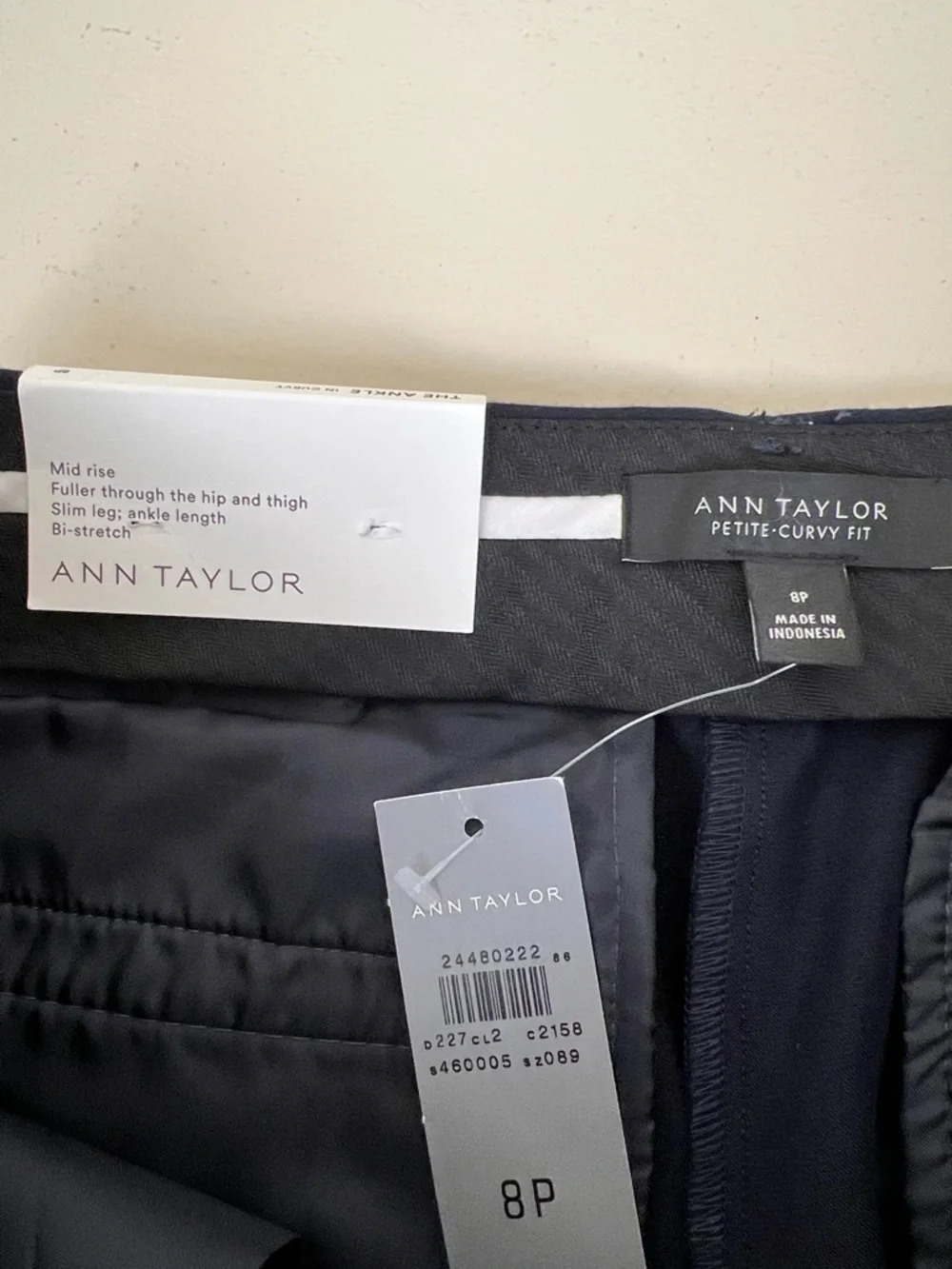 New Ann Taylor Mid Rise Slim Leg The Ankle Navy Pants in Curvy Size 8P